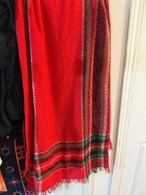 Red Plaid Women's Scarf - Classic Winter Accessory